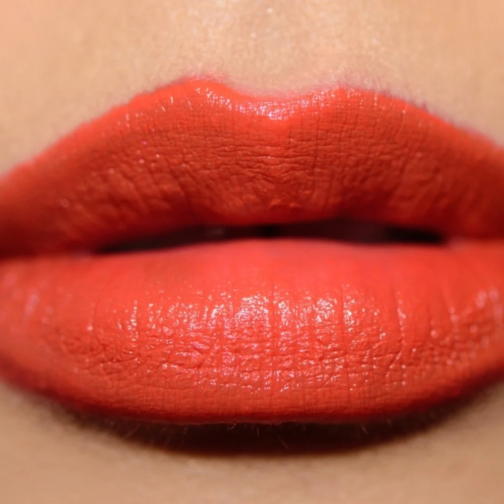 MAC COSMETICS // lipglass lipgloss in morange